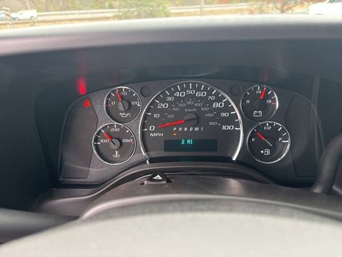 New 2025 Chevrolet Express 2500 w/ Driver Convenience Package image 19