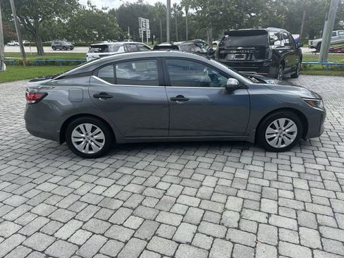 Used 2025 Nissan Sentra S FWD image 14