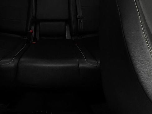 Used 2021 Volkswagen Tiguan SE R-Line image 25