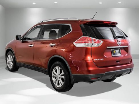 Used 2015 Nissan Rogue SV image 8