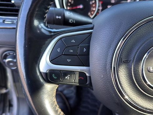 Used 2019 Jeep Compass Limited w/ Safety & Security Group image 14