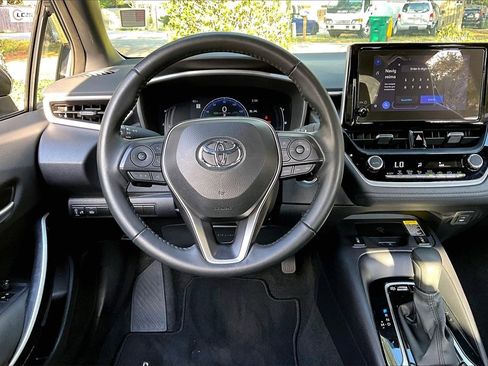 Used 2024 Toyota Corolla XSE image 8