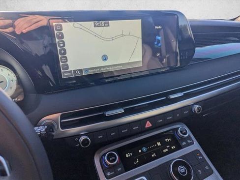 Used 2025 Hyundai Palisade Calligraphy image 14