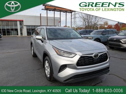 Used 2023 Toyota Highlander L