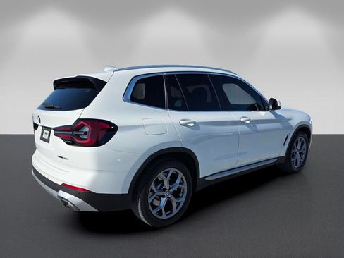 Certified 2024 BMW X3 sDrive30i w/ Convenience Package RWD image 4