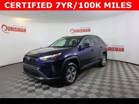 Used 2024 Toyota RAV4 XLE w/ Convenience Package image 2