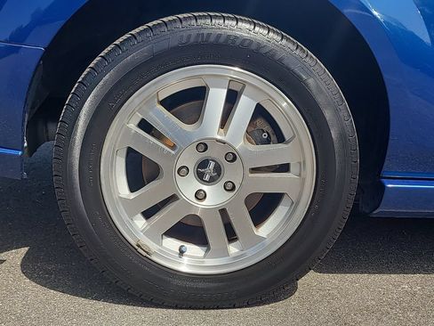 Used 2007 Ford Mustang GT RWD image 5
