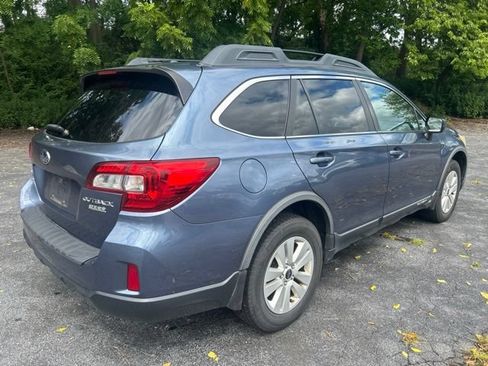 Used 2015 Subaru Outback 2.5i Premium AWD/4WD image 3
