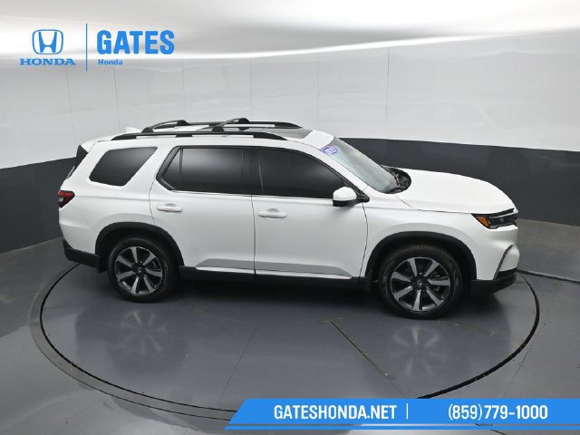 Used 2023 Honda Pilot Touring image 50