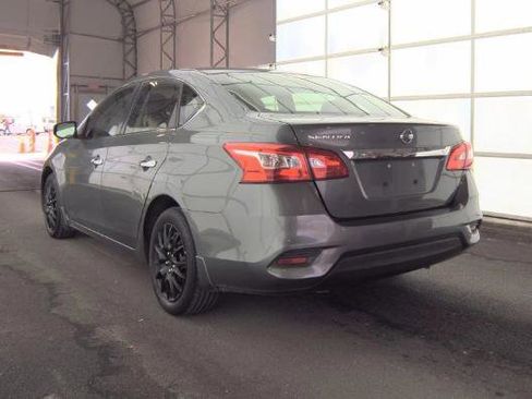 Used 2017 Nissan Sentra S image 6