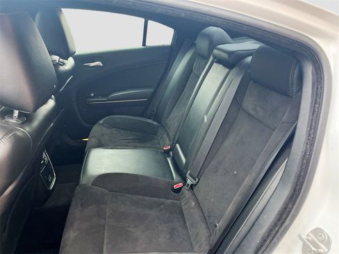 Used 2017 Dodge Charger R/T Scat Pack w/ Technology Group image 25