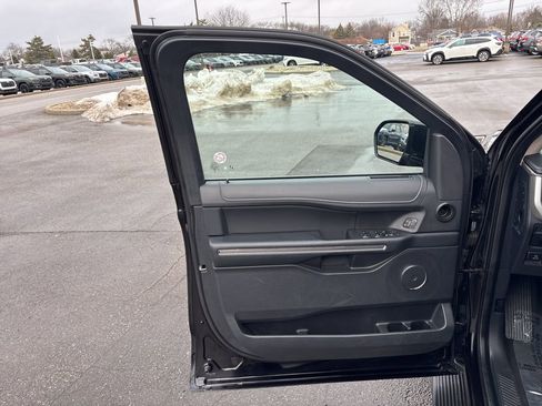 Used 2024 Ford Expedition Max XLT image 20