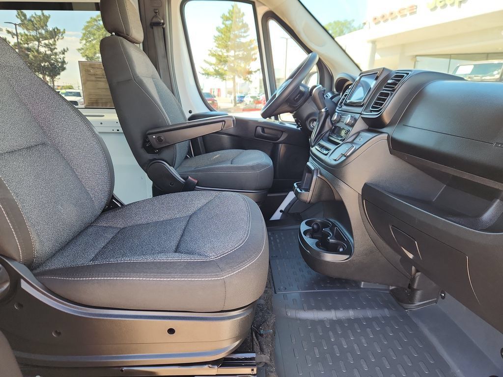 Used 2023 RAM ProMaster 3500 FWD image 13