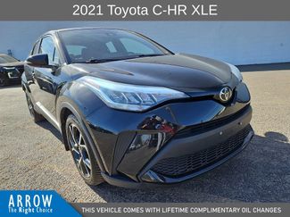 Used 2021 Toyota C-HR XLE video 2