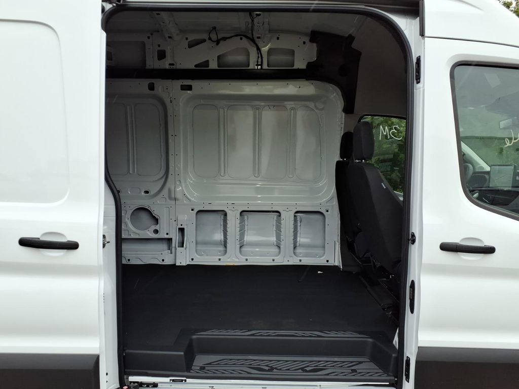 New 2026 Ford Transit 250 148 High Roof AWD w/ Exterior Upgrade Package image 10