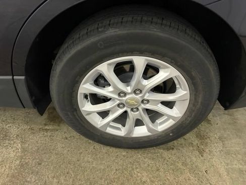 Used 2021 Chevrolet Equinox LT FWD image 9