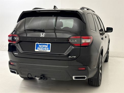 Certified 2023 Honda Pilot Elite image 10