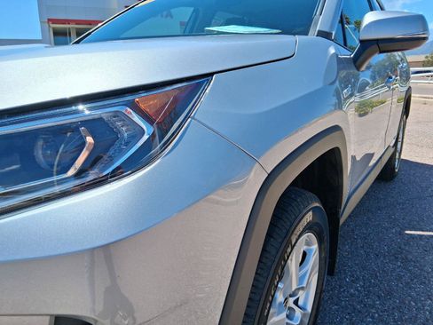 Used 2021 Toyota RAV4 XLE w/ Convenience Package AWD/4WD image 12