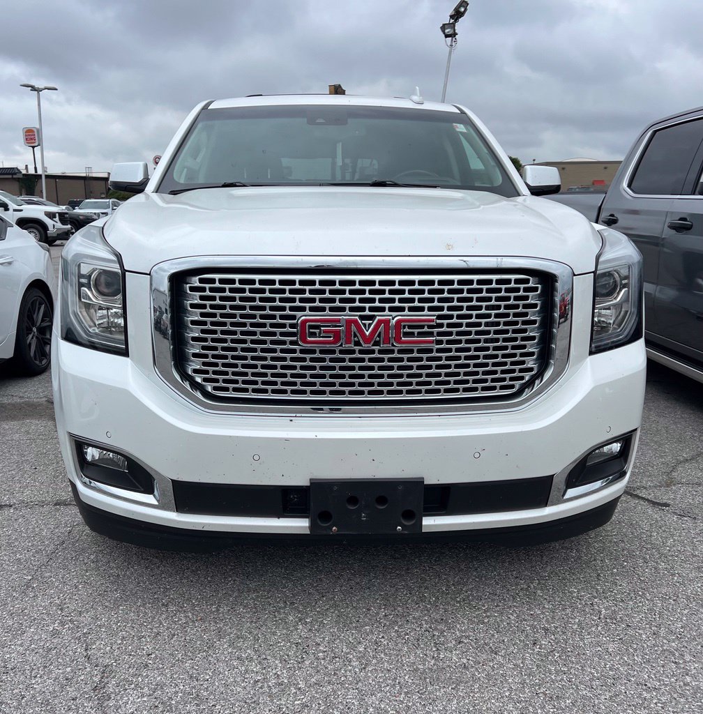 Certified 2017 GMC Yukon Denali w/ Open Road Package AWD/4WD image 2