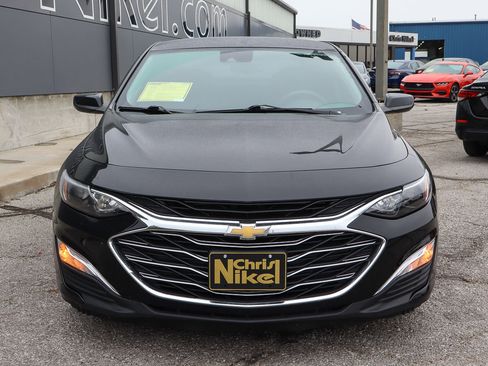 Used 2022 Chevrolet Malibu LS w/ Driver Confidence Package II image 2