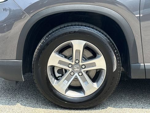 Certified 2025 Honda Pilot EX-L image 17