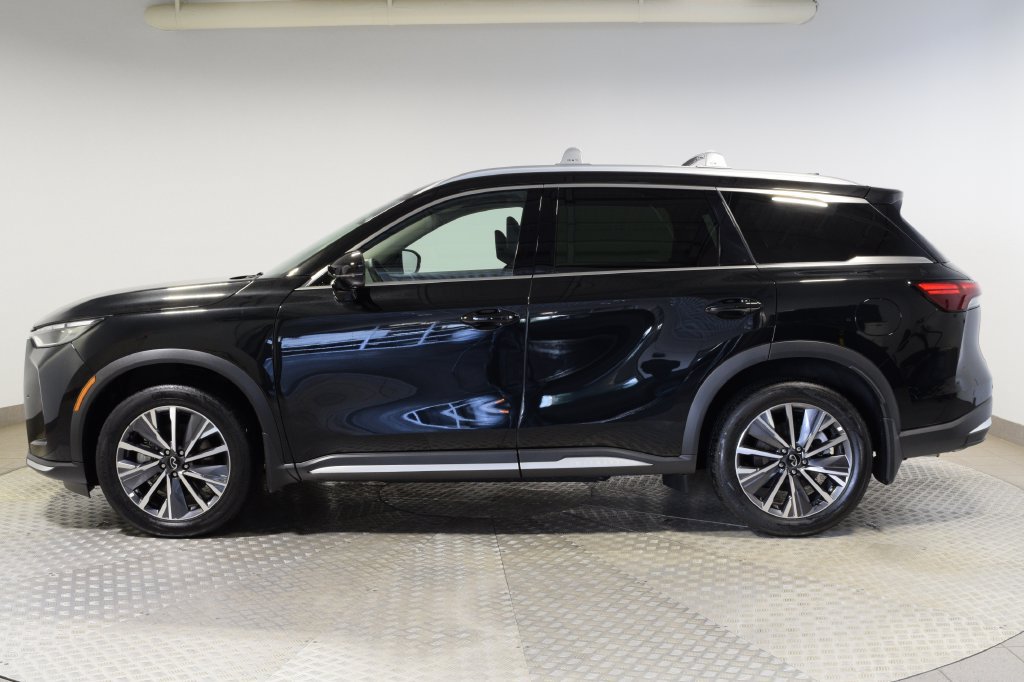 Certified 2026 INFINITI QX60 Luxe w/ Cargo Package AWD/4WD image 2