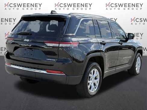 Used 2023 Jeep Grand Cherokee Limited RWD image 3