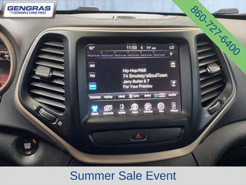 Certified 2017 Jeep Cherokee Limited AWD/4WD image 16