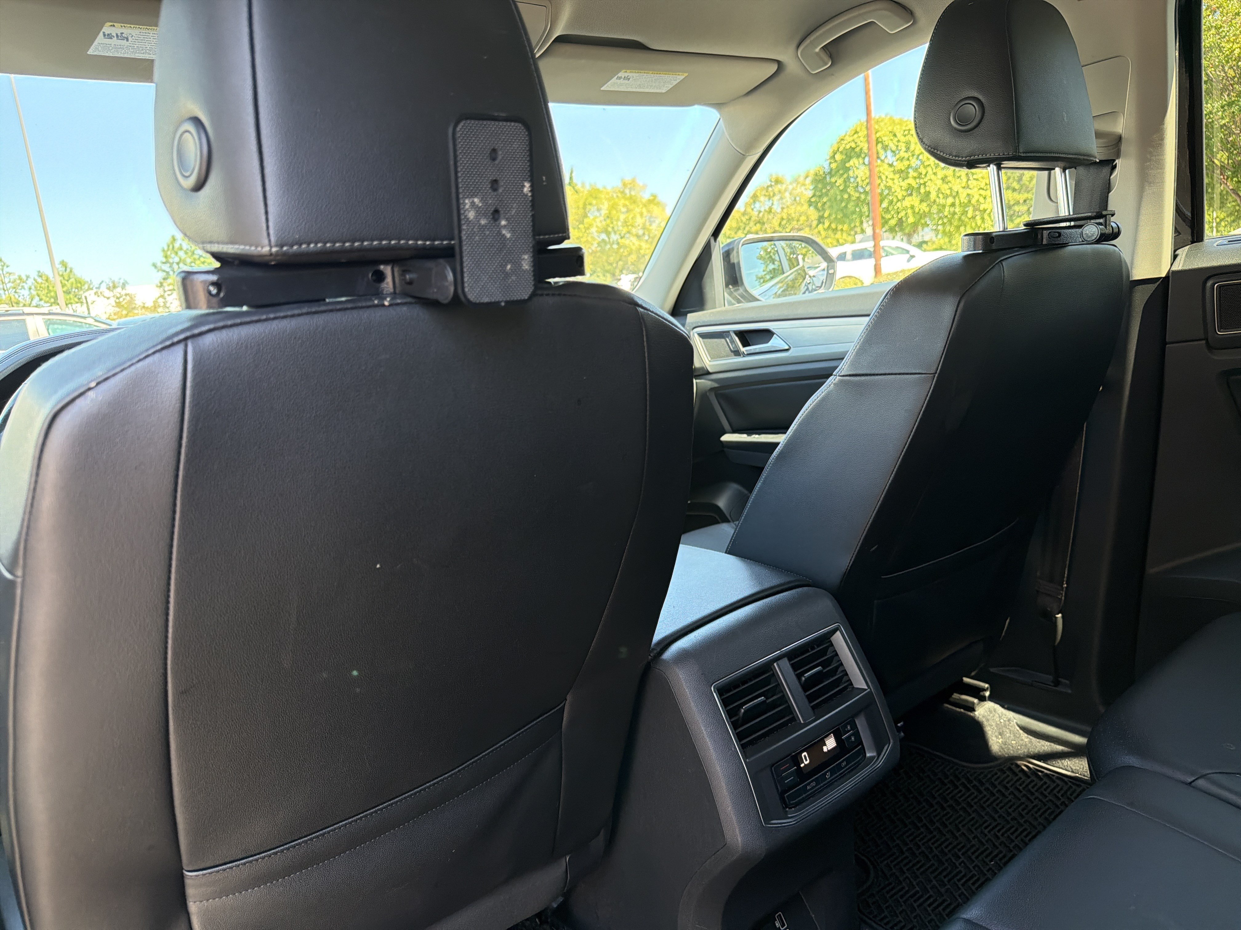 Used 2019 Volkswagen Atlas SE FWD image 17