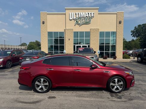 Used 2019 Kia Optima S w/ S Panoramic Sunroof Package FWD image 1