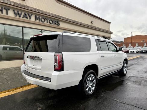 Used 2019 GMC Yukon XL Denali w/ Open Road Package image 3