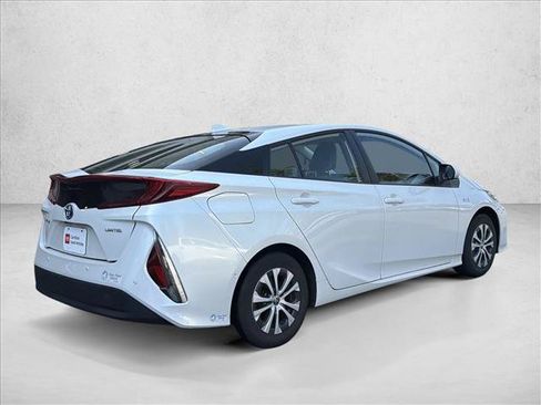 Used 2021 Toyota Prius Prime Limited FWD image 5