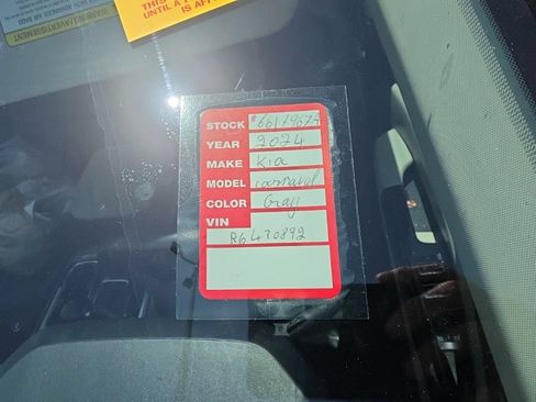 Certified 2024 Kia Carnival EX FWD image 8