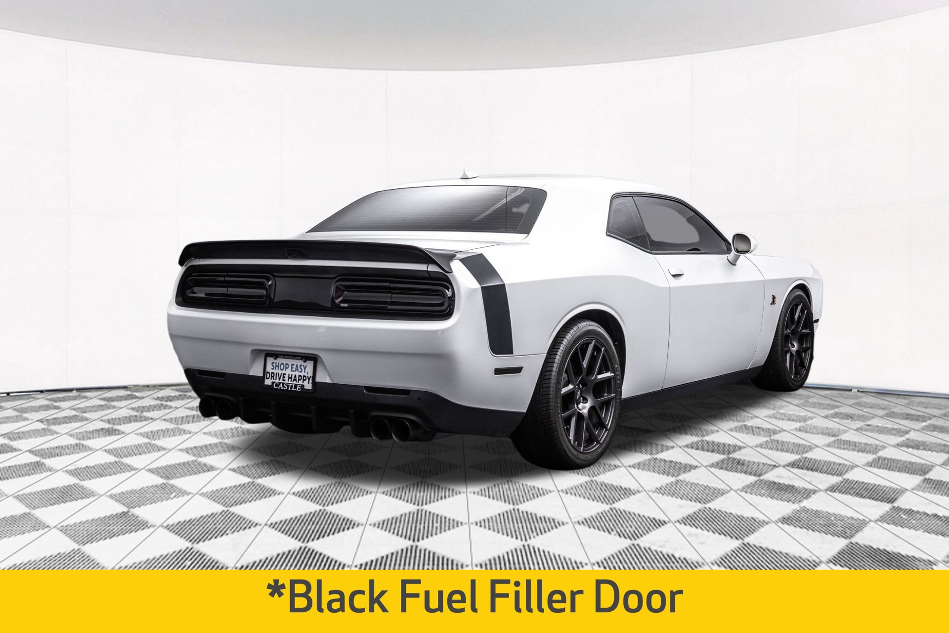 Used 2018 Dodge Challenger R/T Scat Pack w/ Leather Interior Group RWD image 12