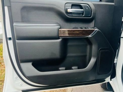 Used 2020 GMC Sierra 1500 Elevation w/ Elevation Value Package image 20