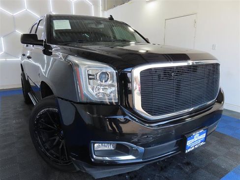 Used 2018 GMC Yukon SLE w/ Convenience Package image 4