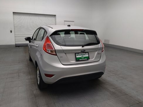 Used 2018 Ford Fiesta SE FWD image 6