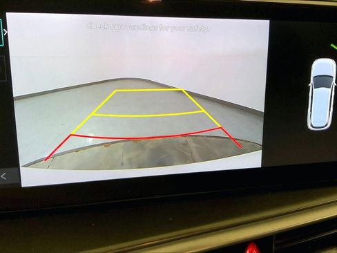 Certified 2024 Kia Sorento S image 21