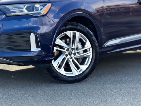 Used 2023 Audi Q7 2.0T Premium w/ Convenience Package image 2
