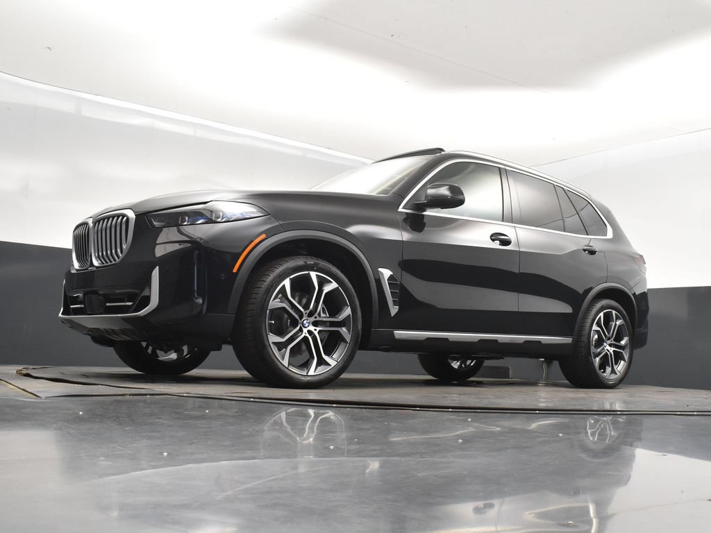 Certified 2026 BMW X5 sDrive40i w/ Parking Assistance Package RWD image 38
