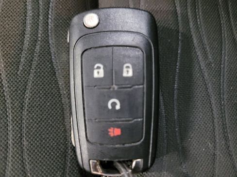Used 2015 Buick Encore Convenience AWD/4WD image 32