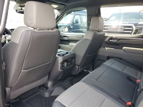 Used 2025 Chevrolet Silverado 1500 ZR2 w/ Technology Package AWD/4WD image 22