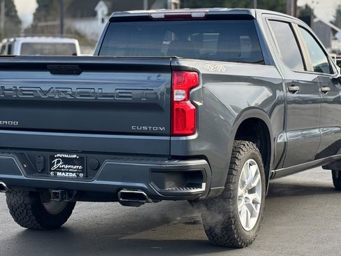 Used 2020 Chevrolet Silverado 1500 Custom w/ Custom Value Package image 6