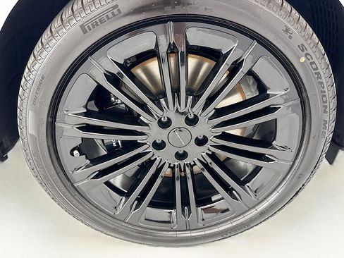 New 2026 Land Rover Range Rover Long Wheelbase Autobiography AWD/4WD image 30