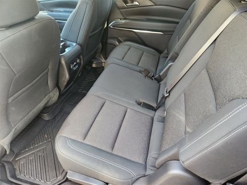 Used 2024 Chevrolet Traverse LS image 26
