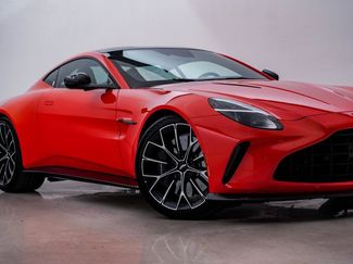 Used 2025 Aston Martin V8 Vantage Coupe video 2