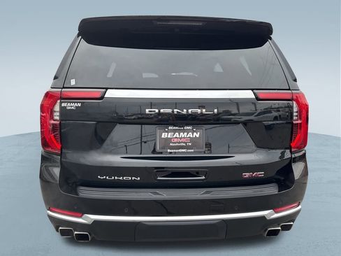 Used 2025 GMC Yukon Denali w/ Sun & Power Step Package image 7