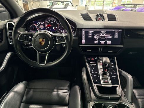 Used 2019 Porsche Cayenne image 58