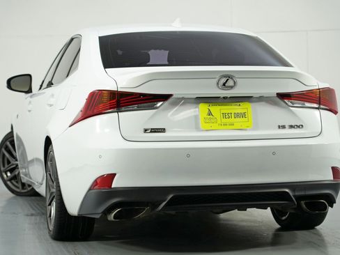 Used 2019 Lexus IS 300 F Sport w/ F Sport Package image 6