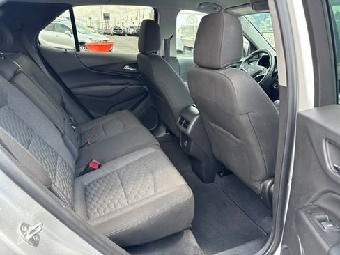 Used 2020 Chevrolet Equinox LT w/ Driver Convenience Package FWD image 23